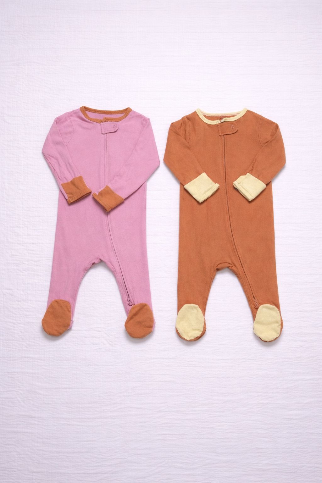 Pijamas set x 2 de 6 a 9 meses