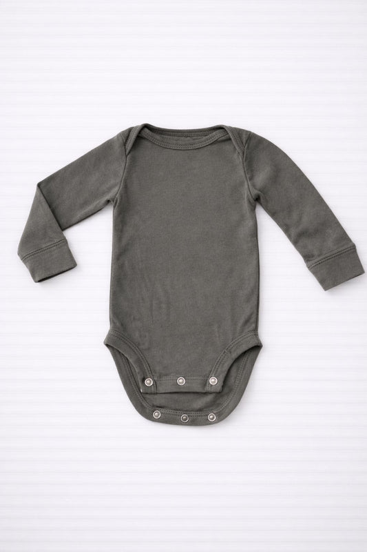 Body gris recien nacido