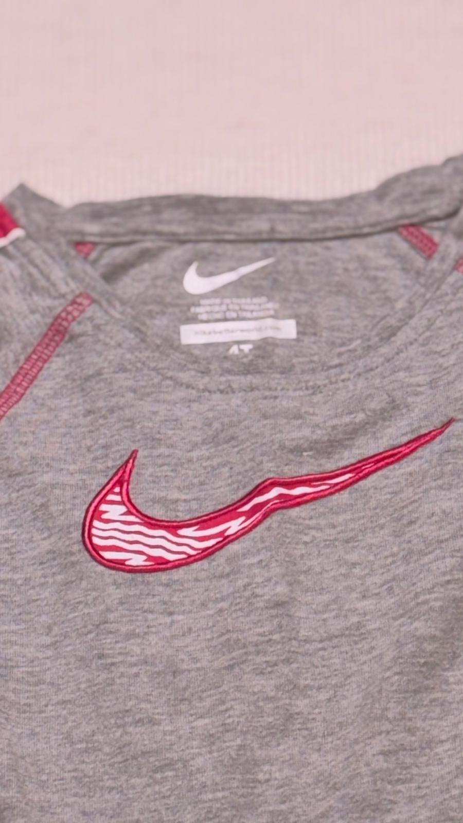 Camiseta gris 4t